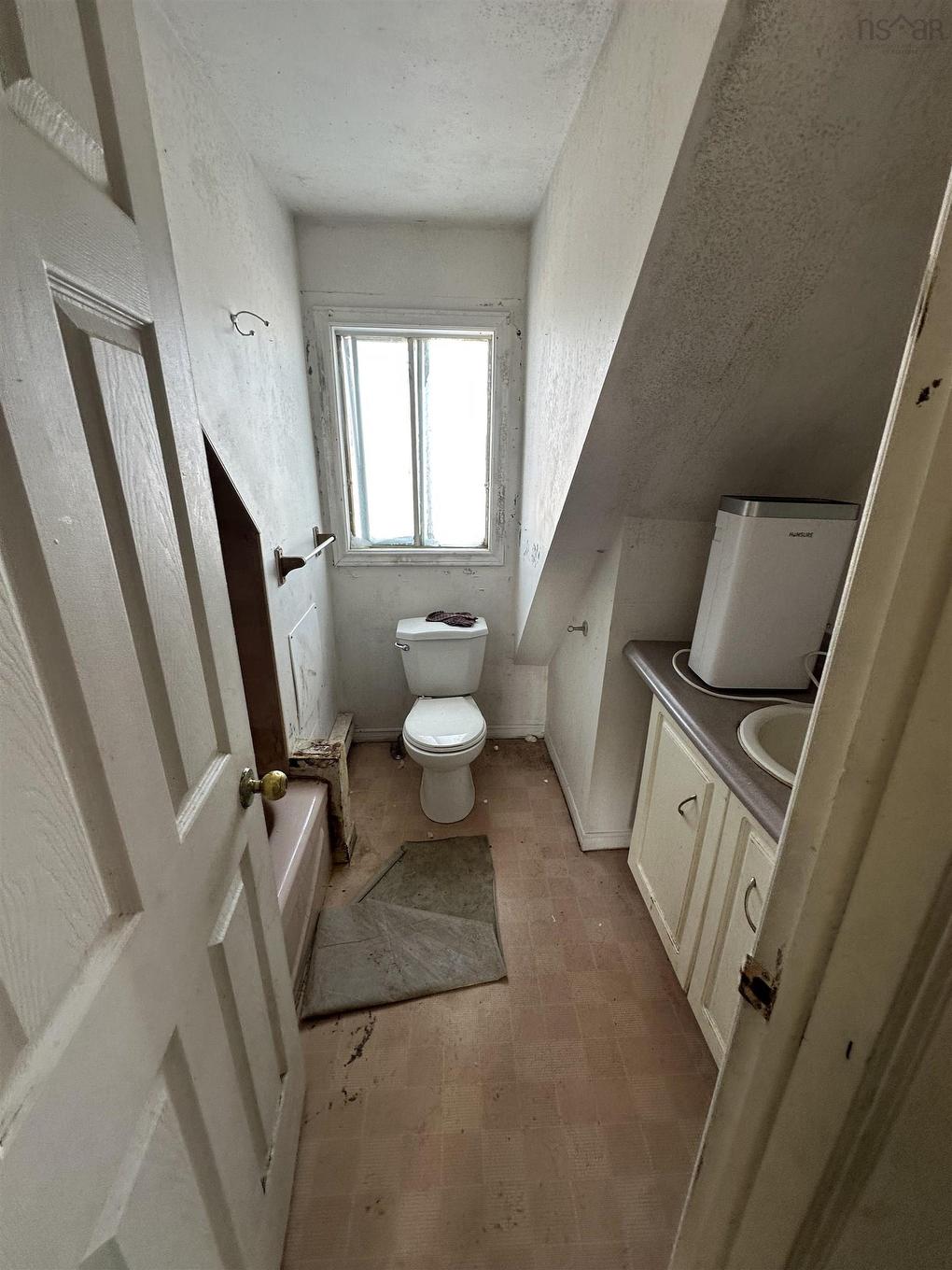 859 Victoria Road, Whitney Pier, NS