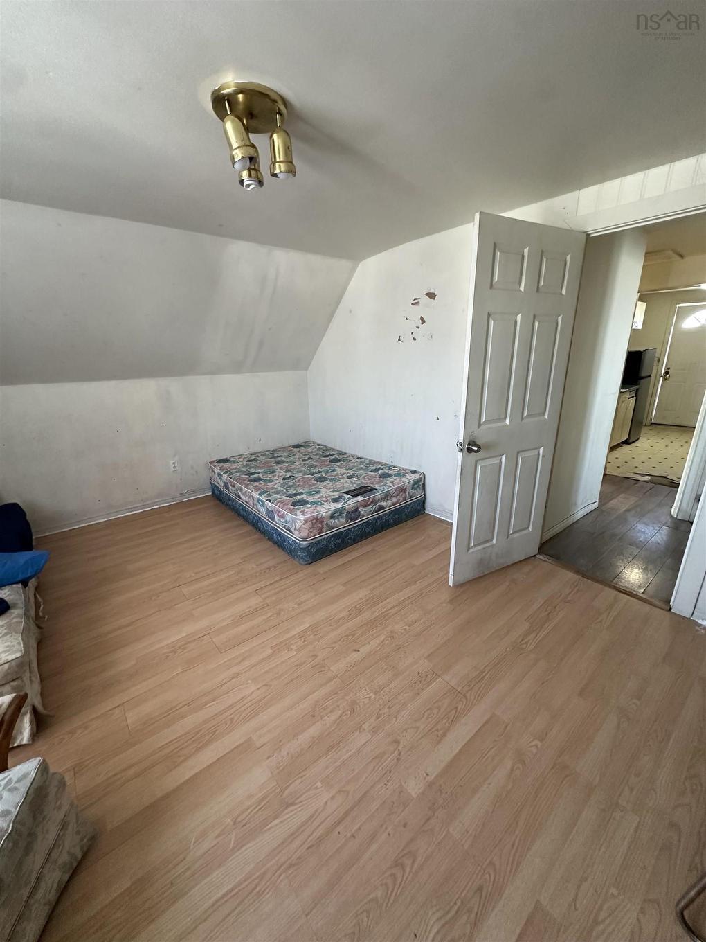 859 Victoria Road, Whitney Pier, NS