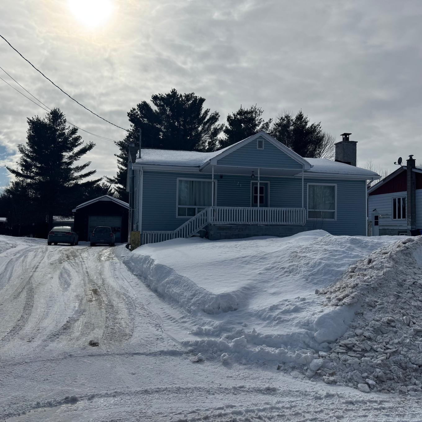 Façade - 121 Rue Cantin, Trois-Rivières, QC - Outdoor