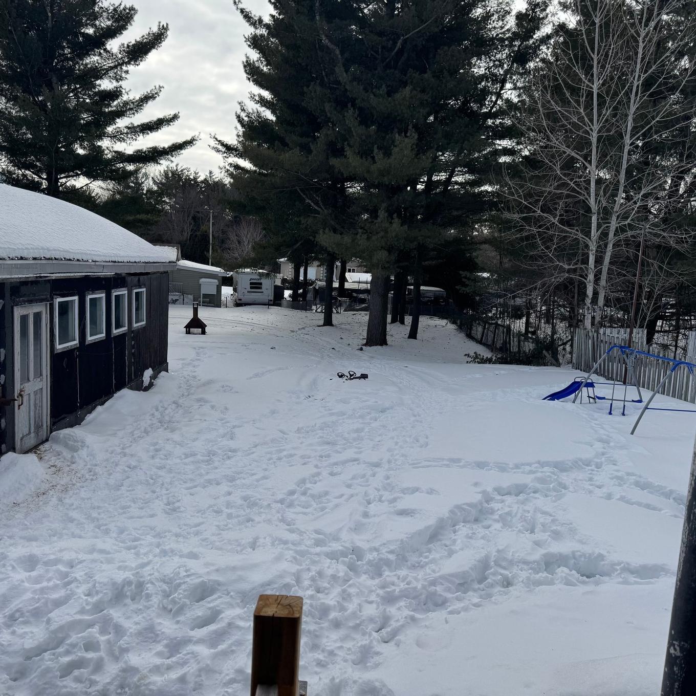 Cour - 121 Rue Cantin, Trois-Rivières, QC - Outdoor