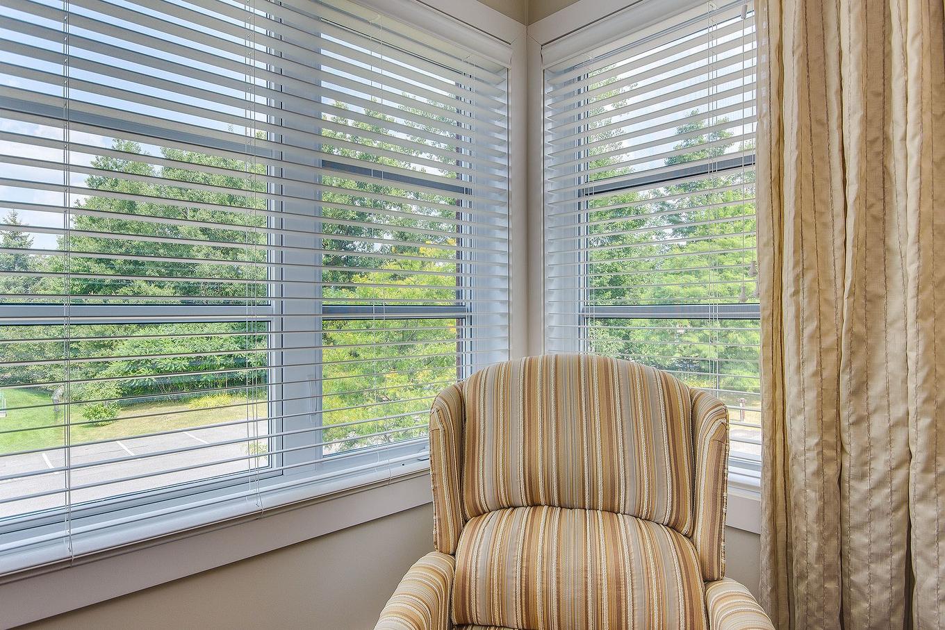 Primary bedroom - 202-131 Rue De Laviolette, Bromont, QC - Indoor Photo Showing Other Room