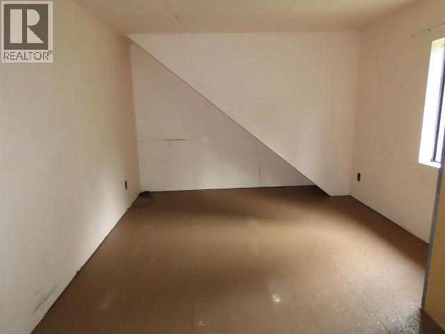 4723 Balsam Ave, Texada Island, BC - Indoor Photo Showing Other Room