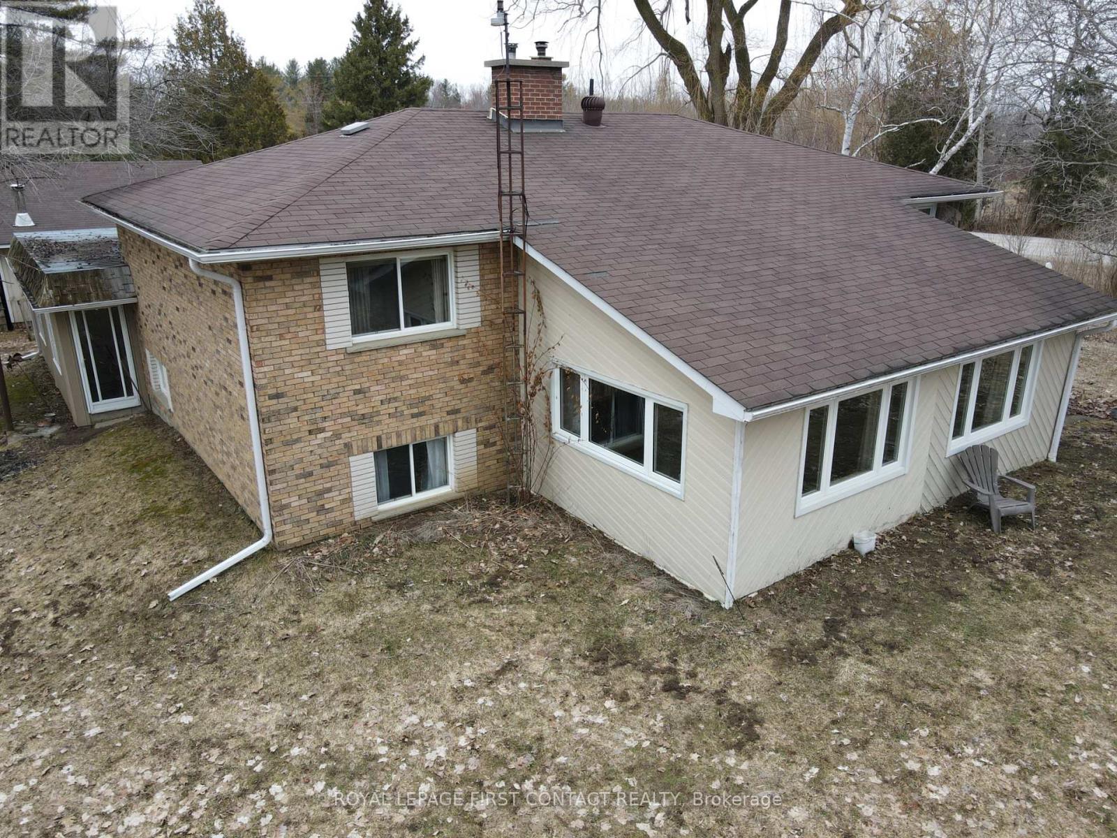 6237 2 Concession, Clearview, ON - Outdoor With Exterior