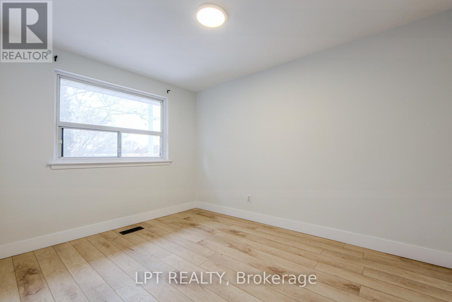 1519 Ogden Avenue, Mississauga, ON - Indoor Photo Showing Other Room