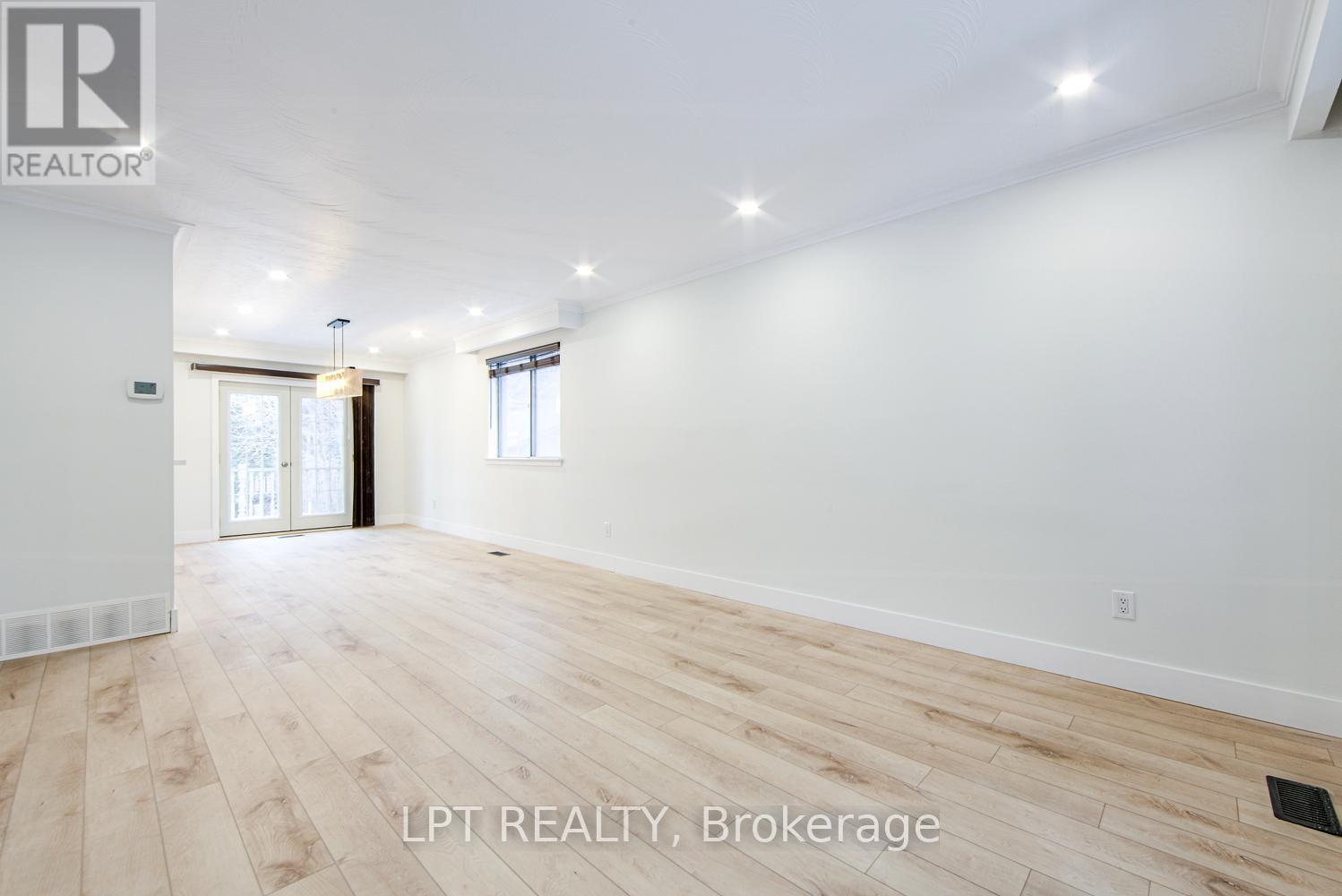 1519 Ogden Avenue, Mississauga, ON - Indoor Photo Showing Other Room