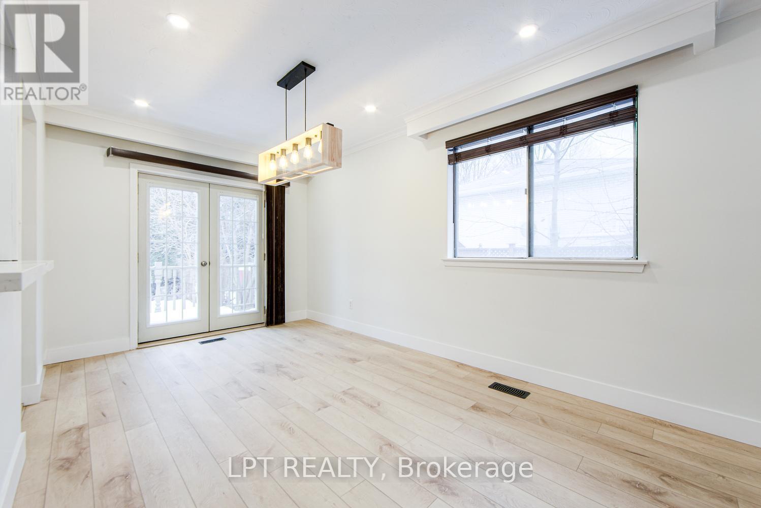 1519 Ogden Avenue, Mississauga, ON - Indoor Photo Showing Other Room