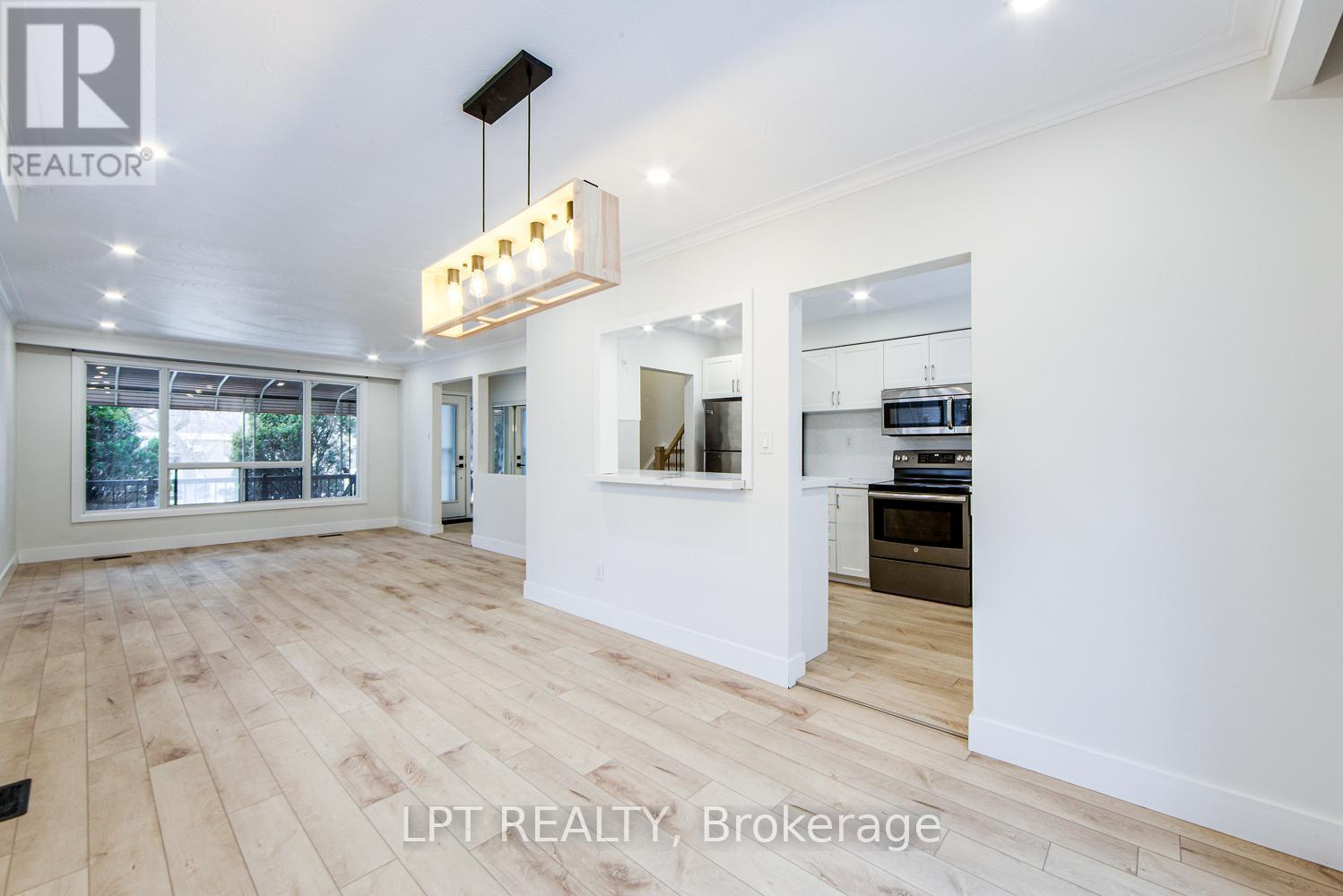 1519 Ogden Avenue, Mississauga, ON - Indoor Photo Showing Other Room