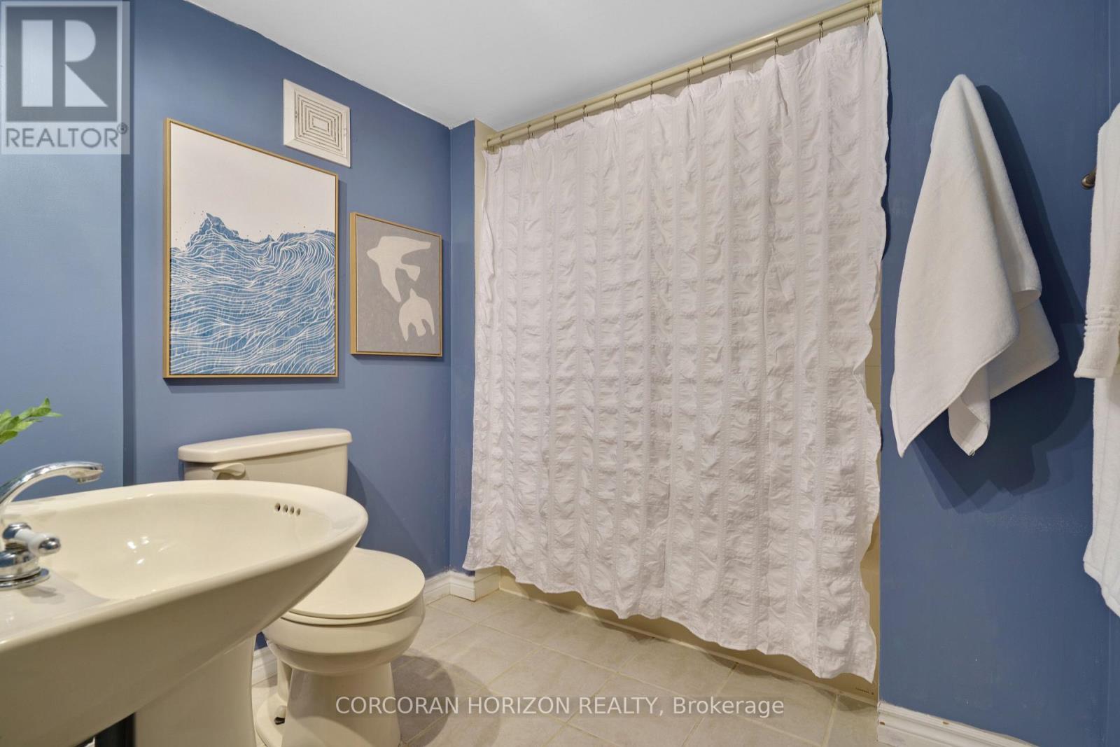 69 Eagen Drive, Kitchener, ON - Indoor Photo Showing Bathroom