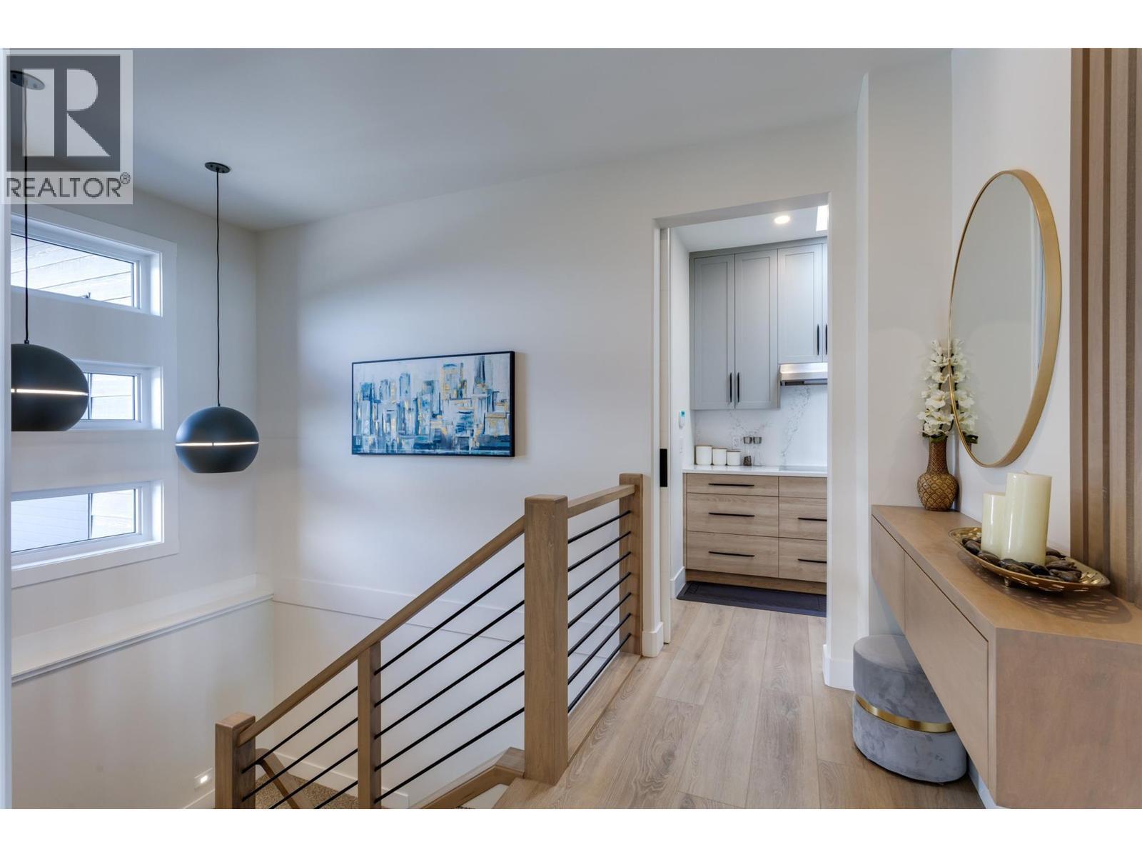 703 Carnoustie Drive, Kelowna, BC - Indoor Photo Showing Other Room