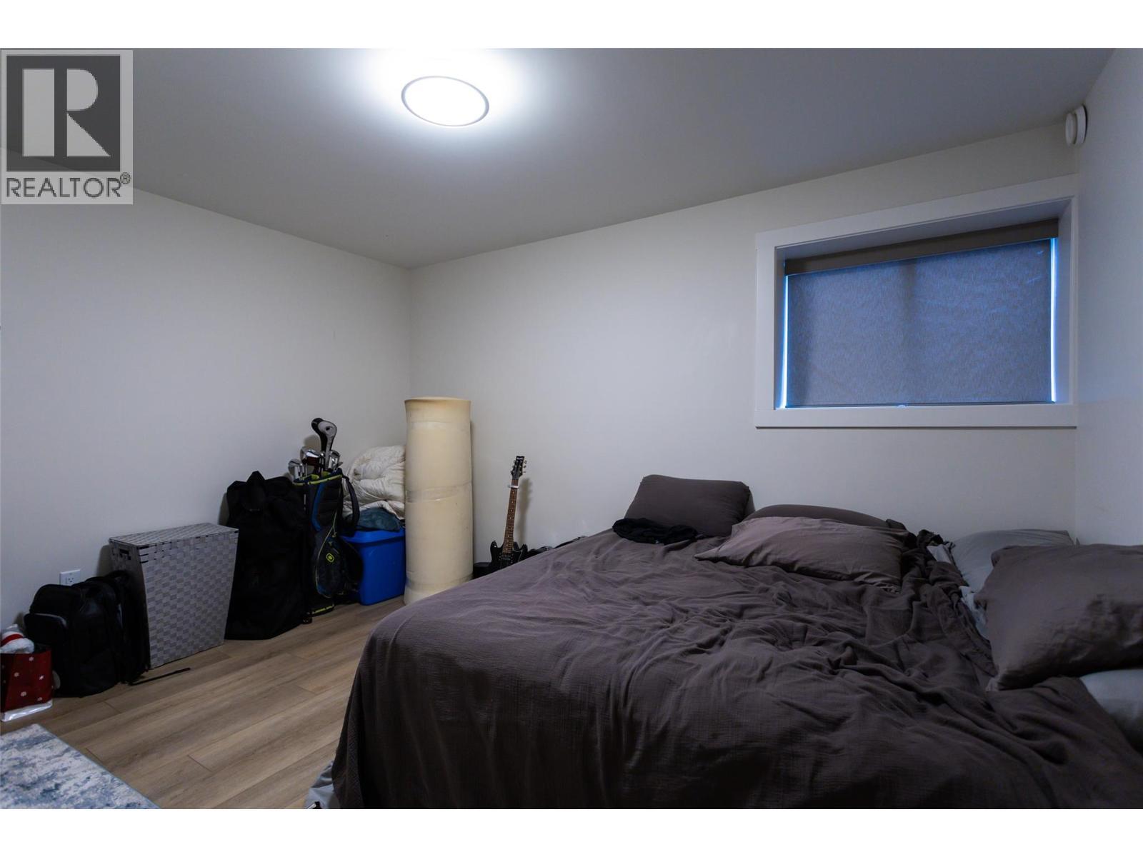 703 Carnoustie Drive, Kelowna, BC - Indoor Photo Showing Bedroom