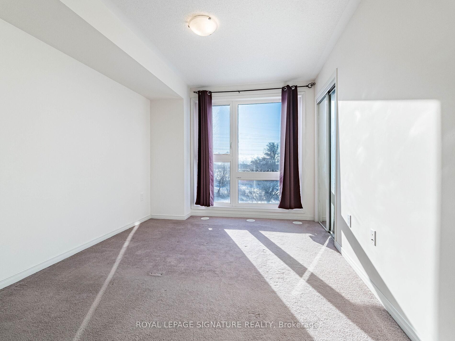 350-500 Kingbird Grove, Toronto, ON - Indoor Photo Showing Other Room