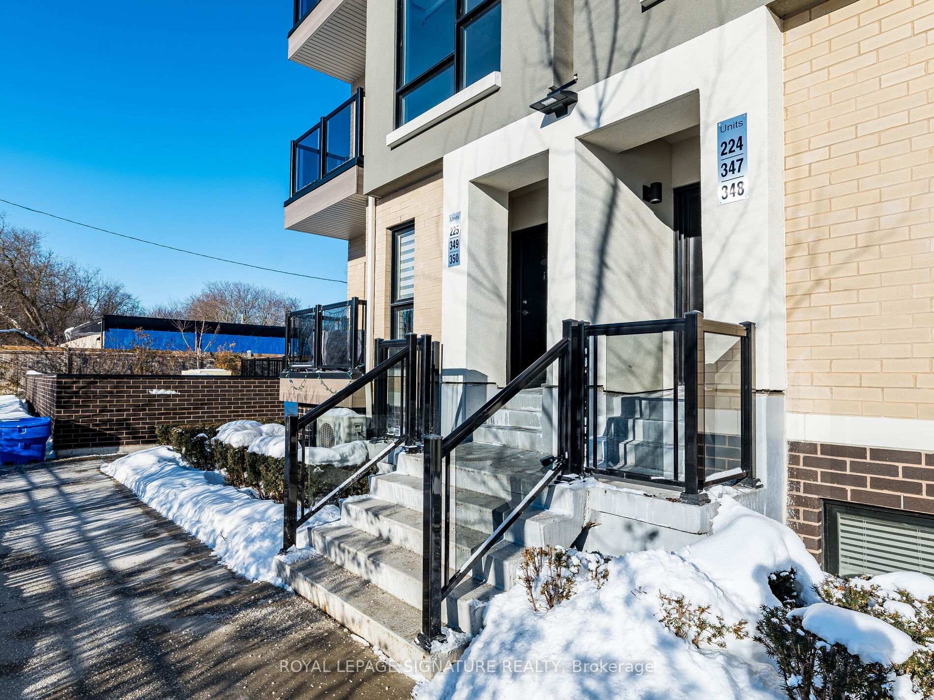 350-500 Kingbird Grove, Toronto, ON - Outdoor With Exterior