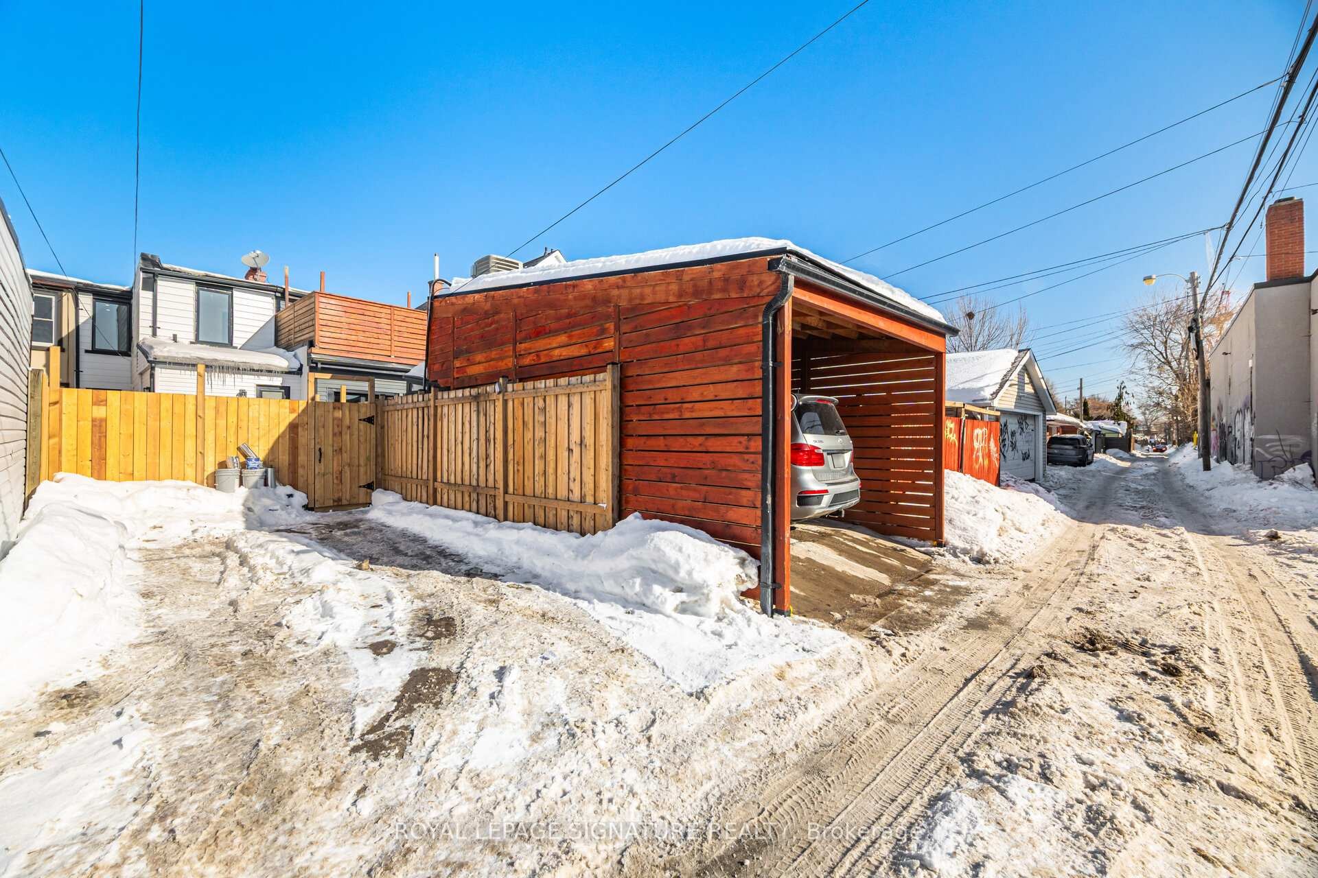 241 Maria Street, Toronto, ON - Outdoor