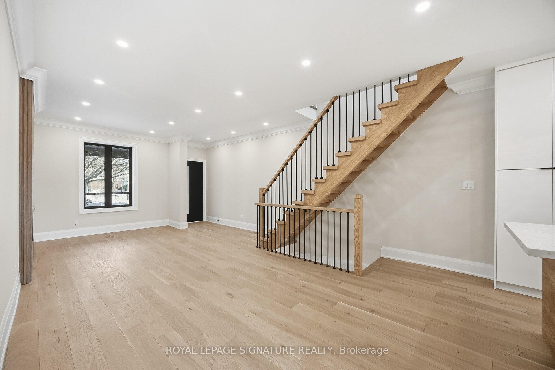 241 Maria Street, Toronto, ON - Indoor Photo Showing Other Room