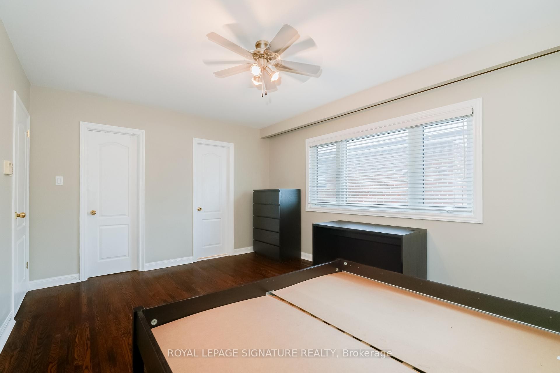2 Millgate Crescent, Toronto, ON - Indoor Photo Showing Other Room