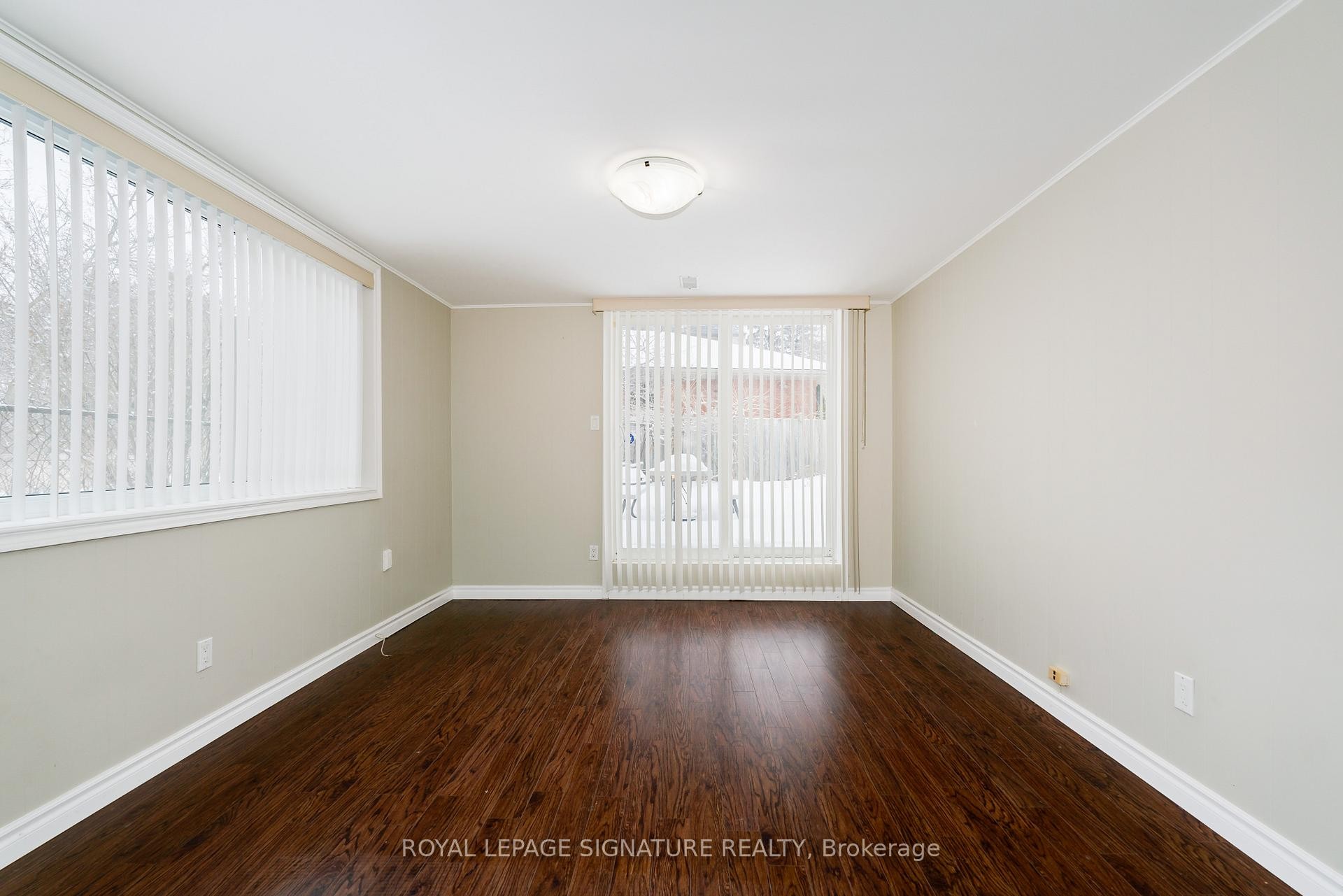 2 Millgate Crescent, Toronto, ON - Indoor Photo Showing Other Room