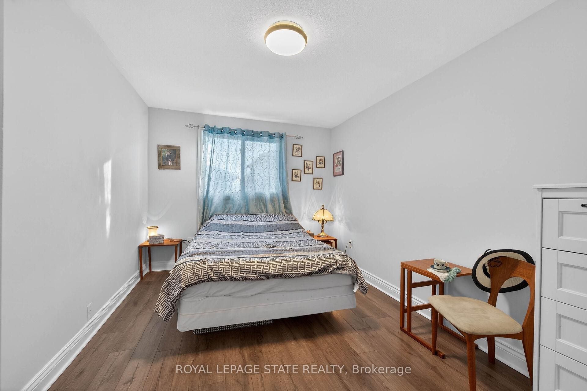 327 Eaglewood Drive, Hamilton, ON