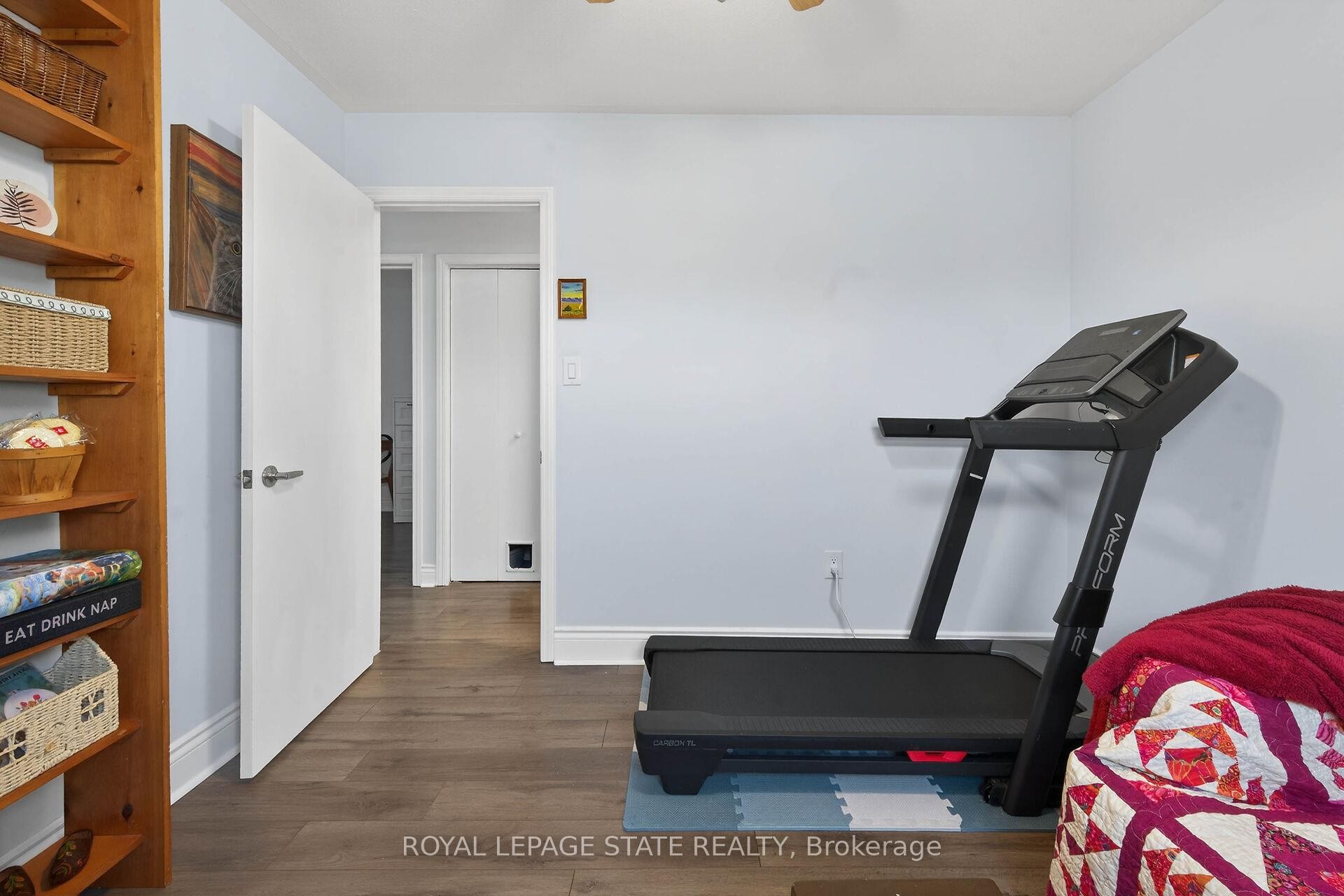 327 Eaglewood Drive, Hamilton, ON