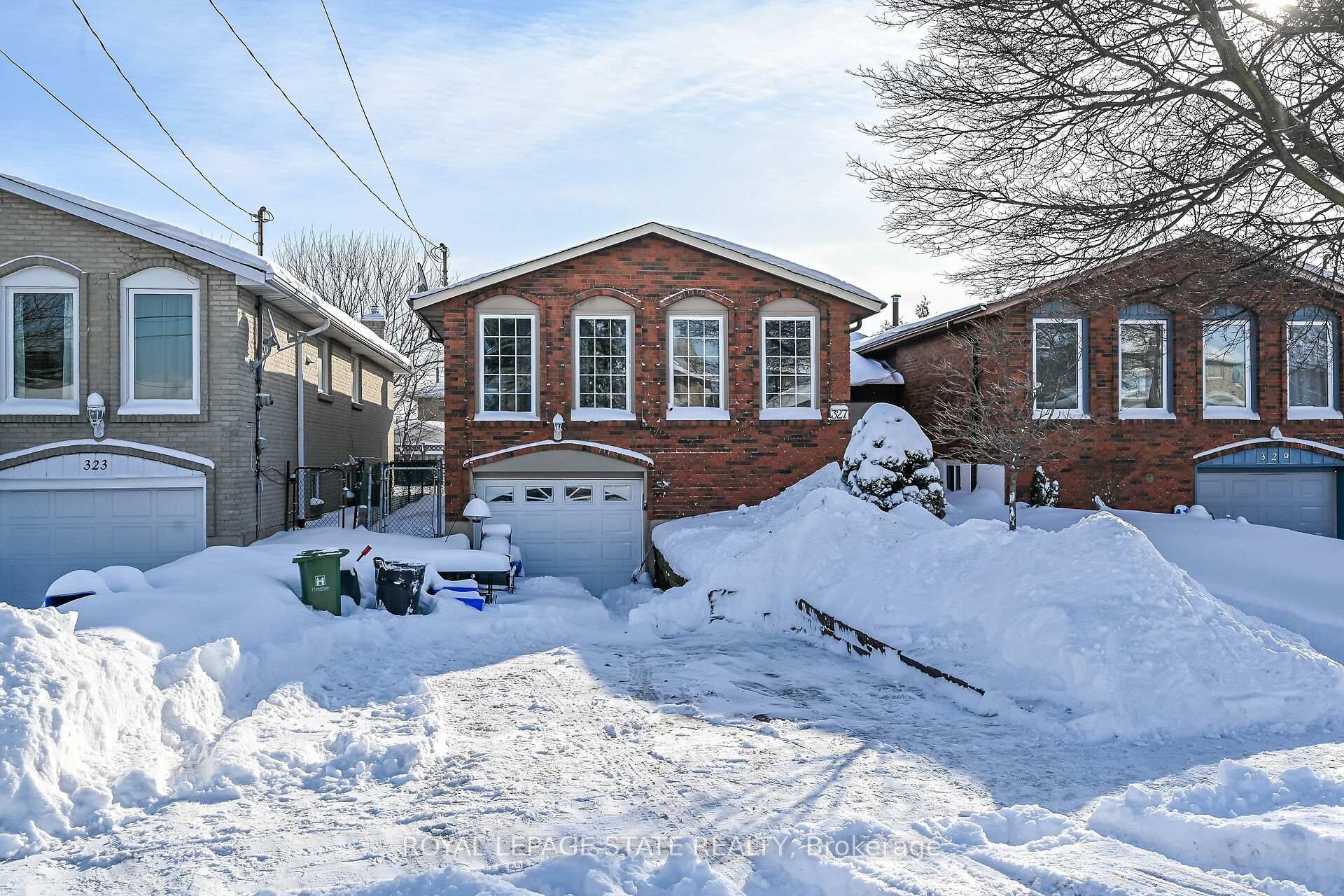 327 Eaglewood Drive, Hamilton, ON