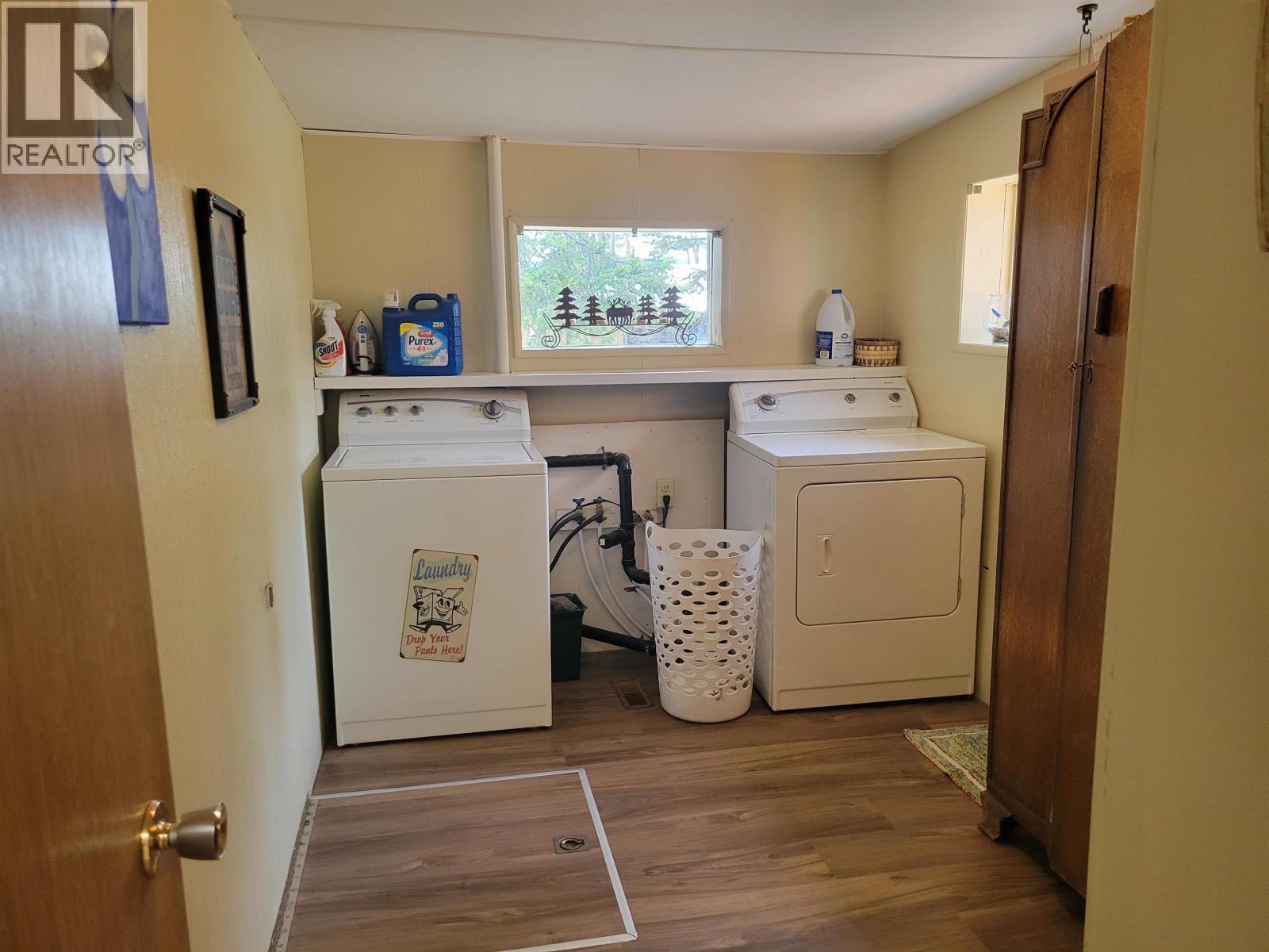 4780 Manca Place, Fraser Lake, BC - Indoor Photo Showing Laundry Room