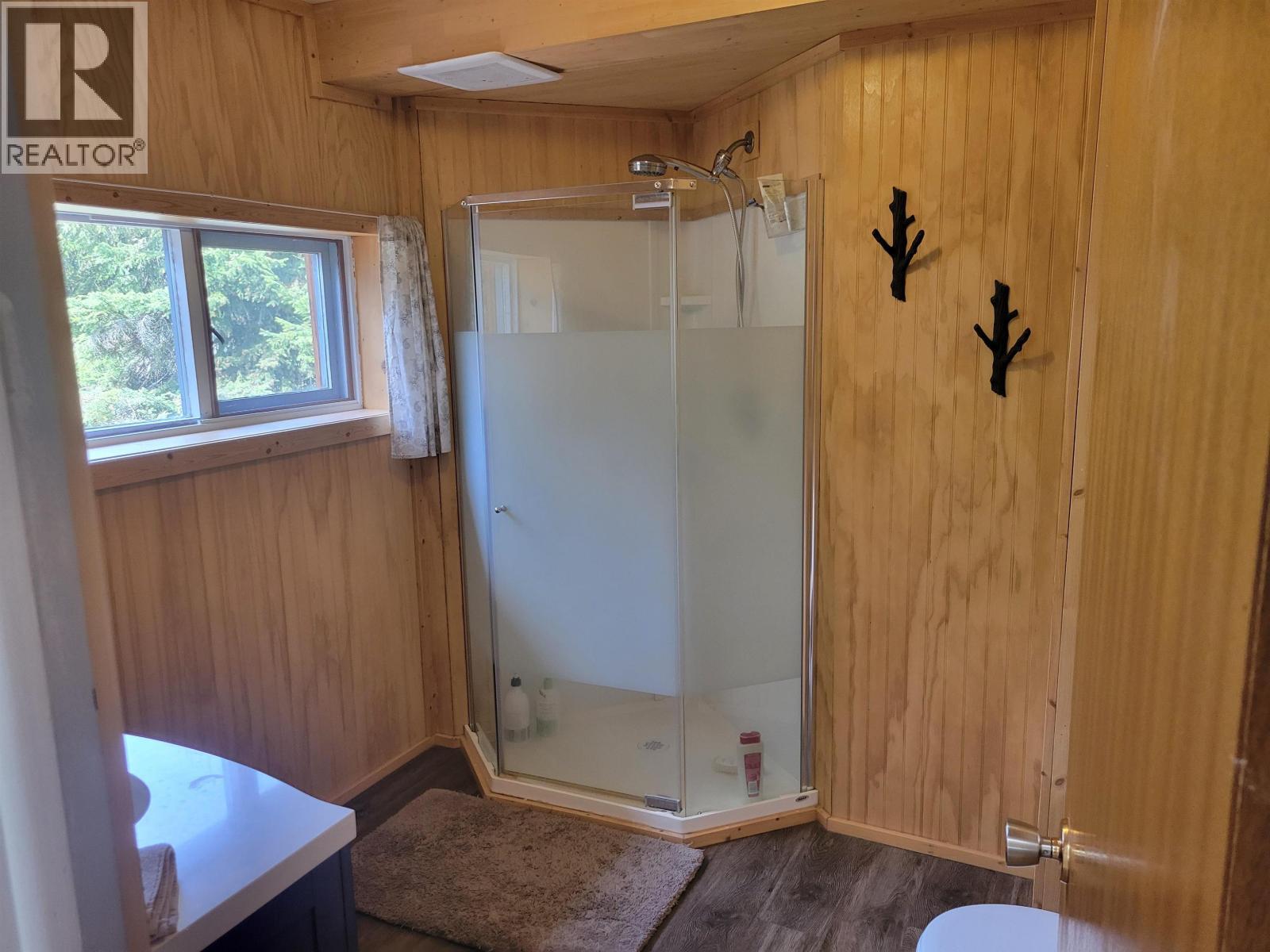 4780 Manca Place, Fraser Lake, BC - Indoor Photo Showing Bathroom