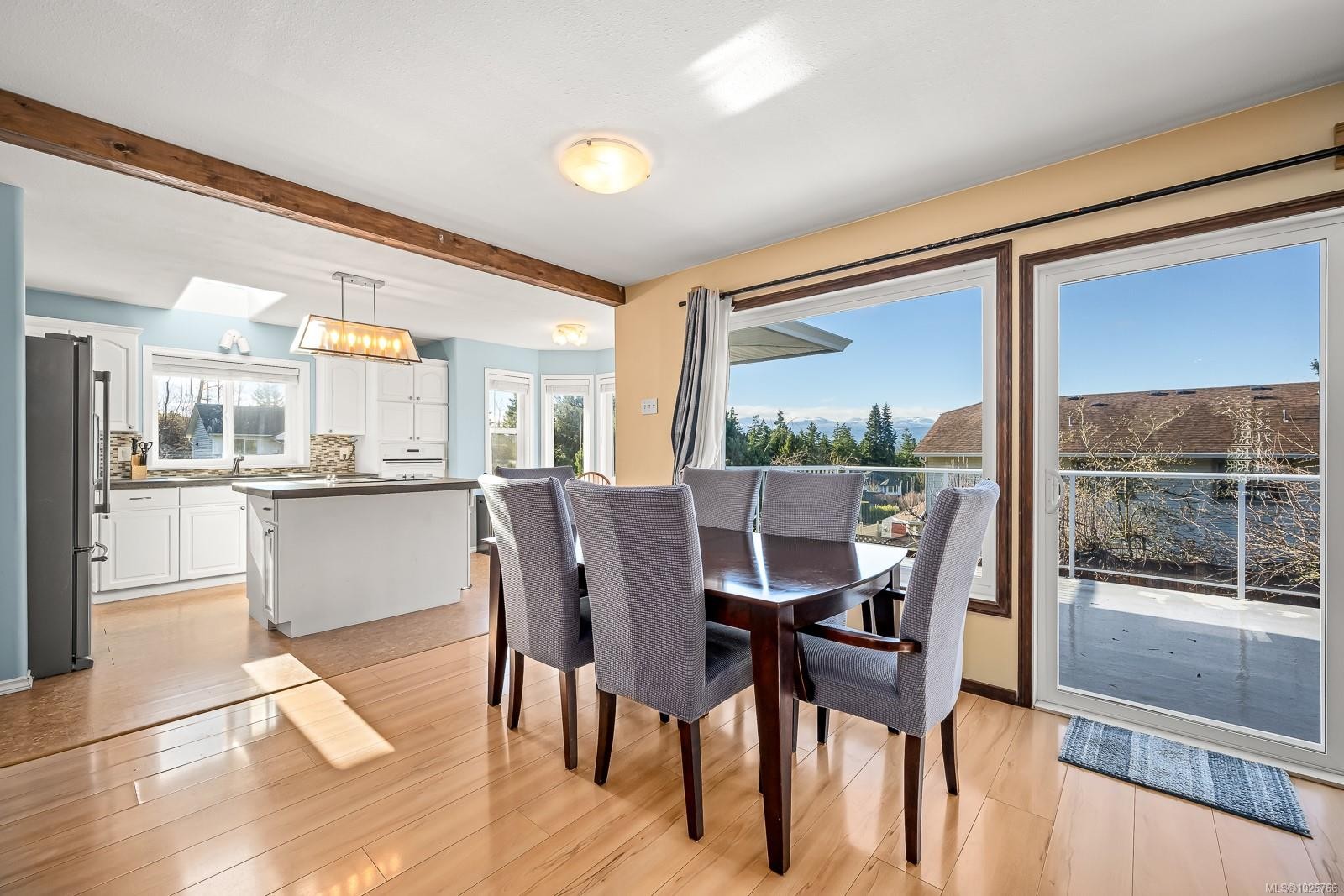 398 Panorama Cres, Courtenay, BC