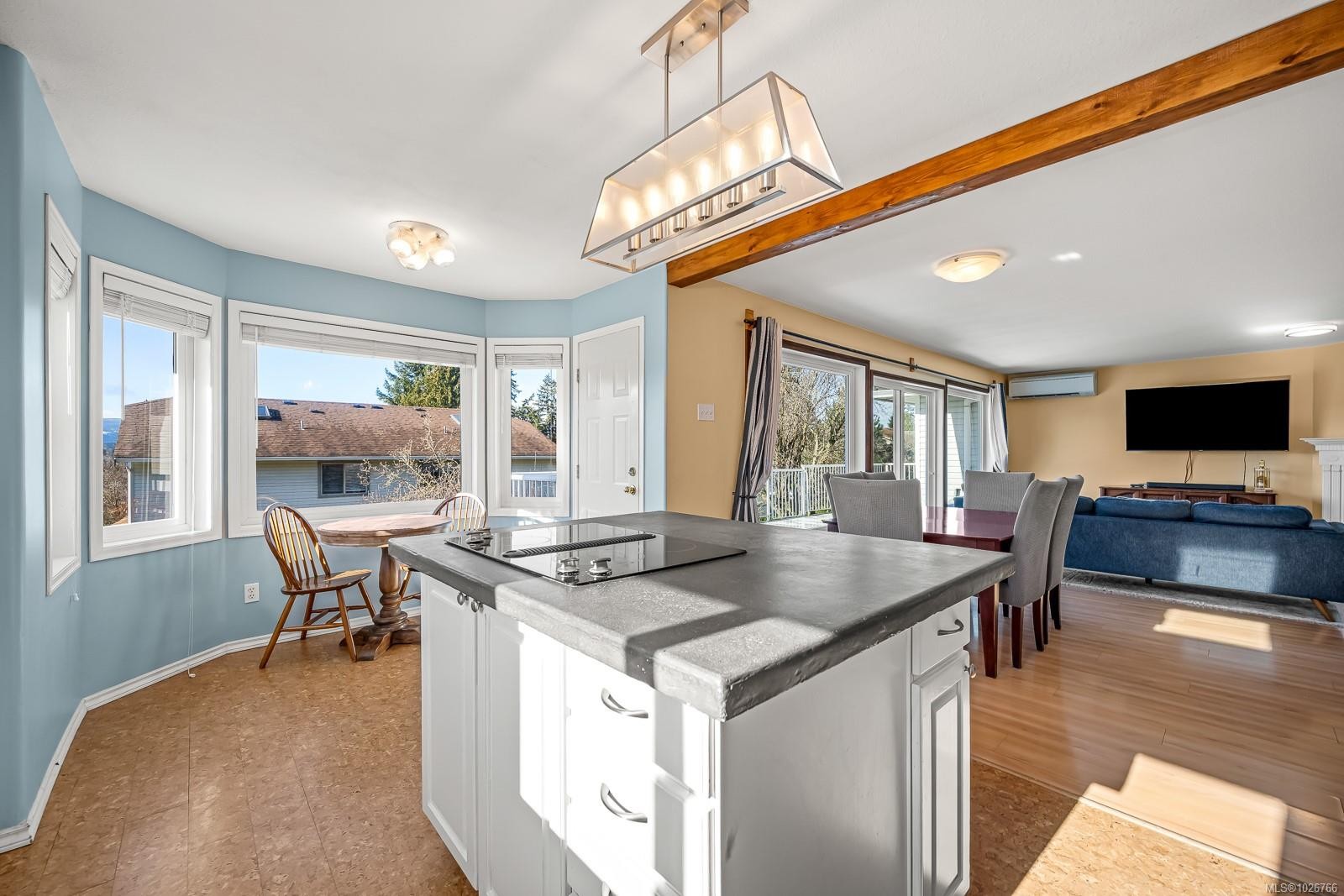 398 Panorama Cres, Courtenay, BC