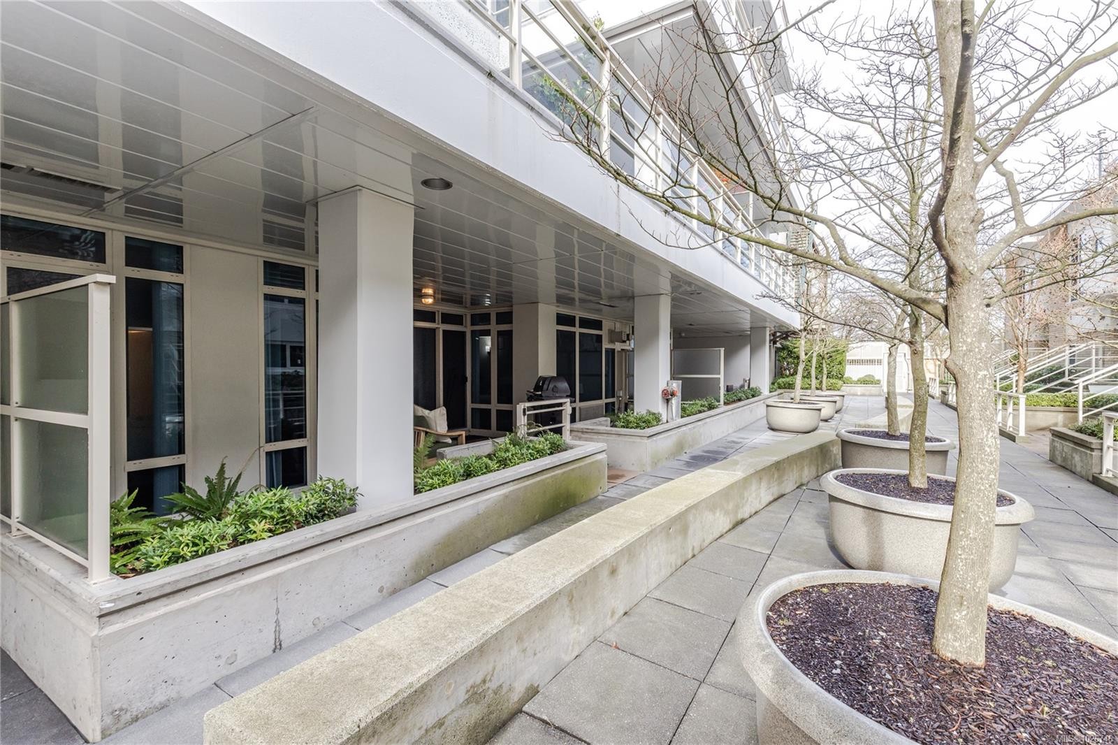 Cy04-38 Front St, Nanaimo, BC - Outdoor