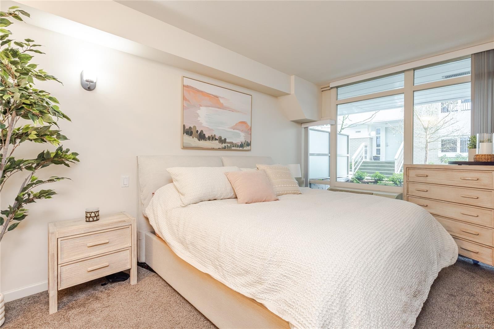 Cy04-38 Front St, Nanaimo, BC - Indoor Photo Showing Bedroom