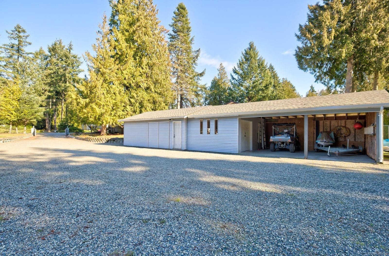 7079 Blackjack Dr, Lantzville, BC