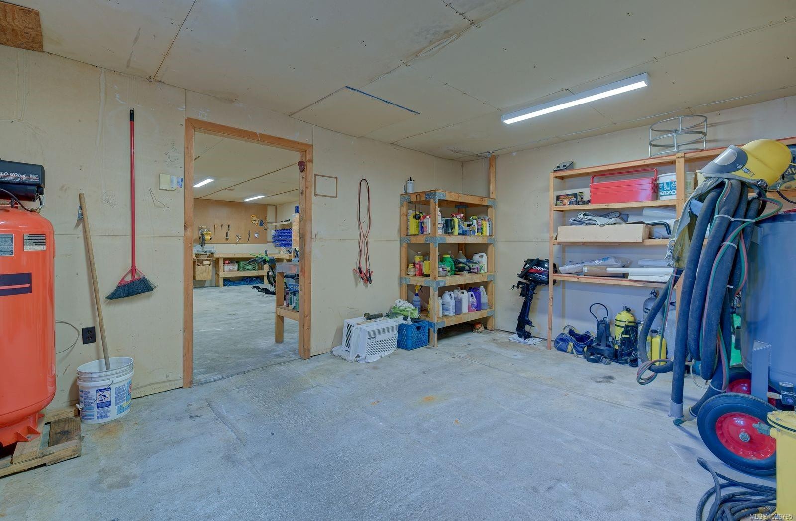 7079 Blackjack Dr, Lantzville, BC