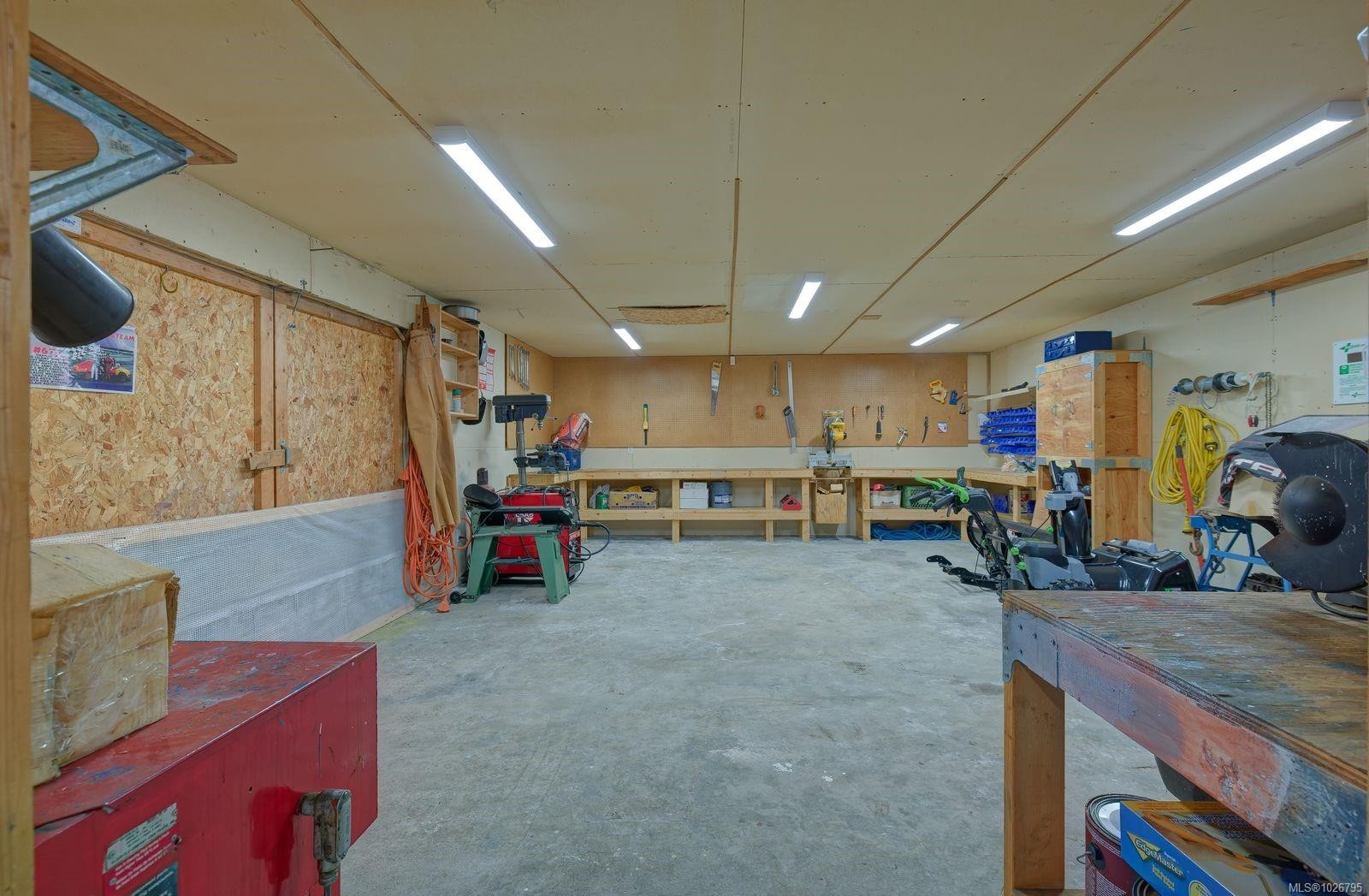 7079 Blackjack Dr, Lantzville, BC