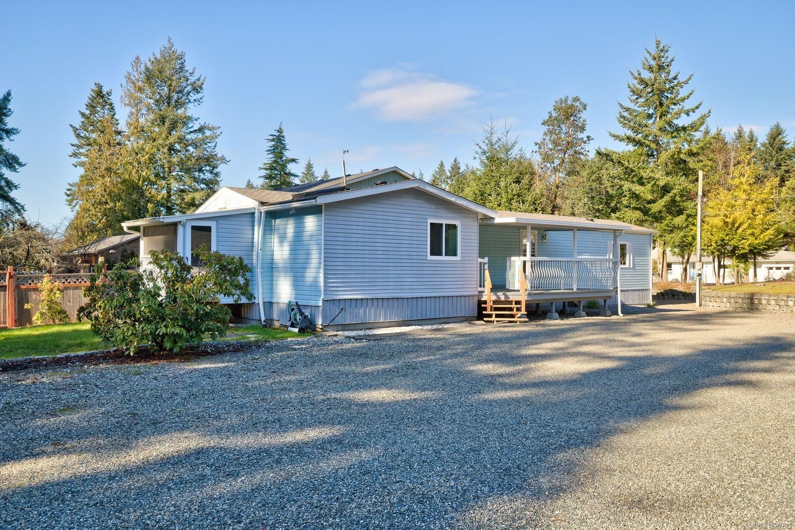 7079 Blackjack Dr, Lantzville, BC