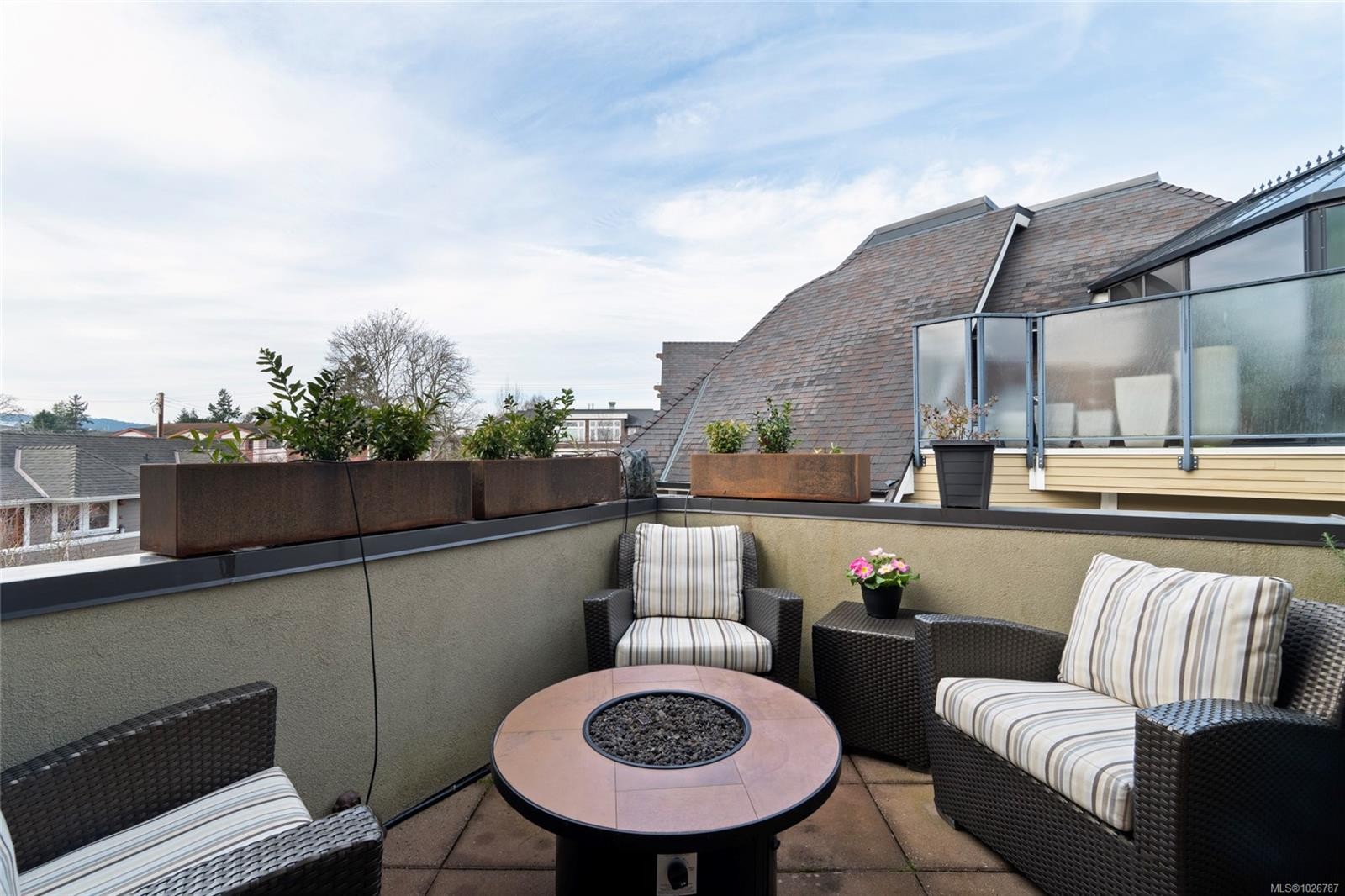 201-9949 Third St, Sidney, BC - Outdoor With Deck Patio Veranda With Exterior