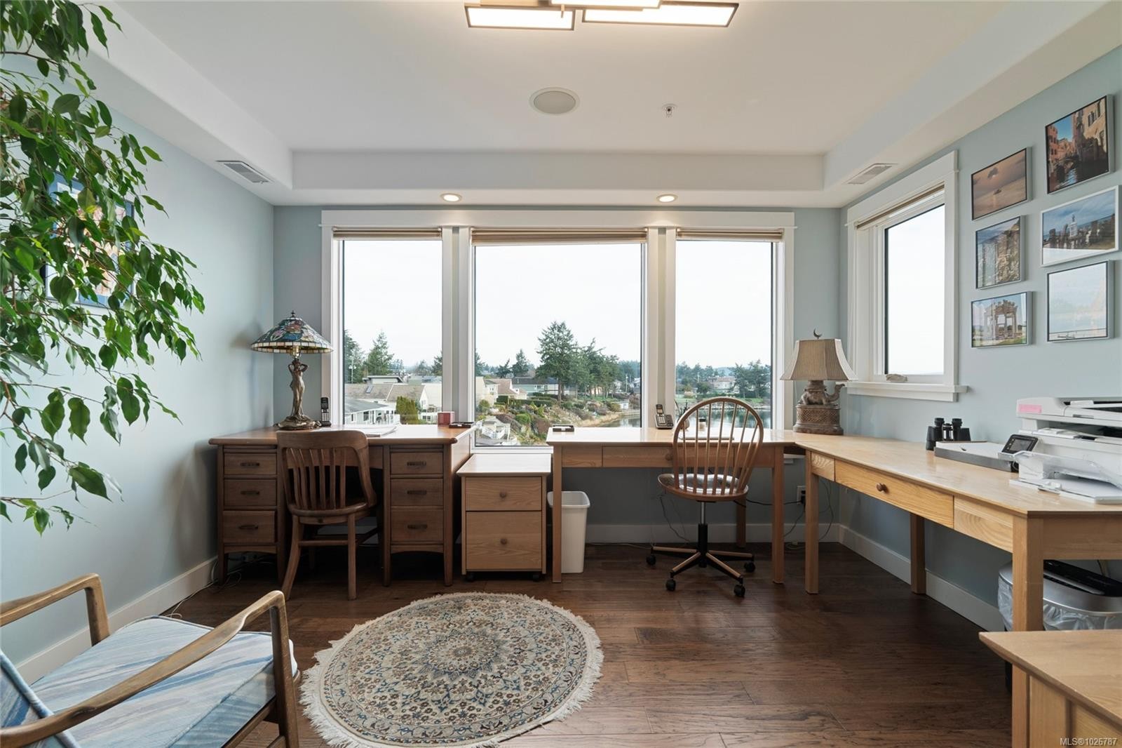 201-9949 Third St, Sidney, BC - Indoor Photo Showing Office