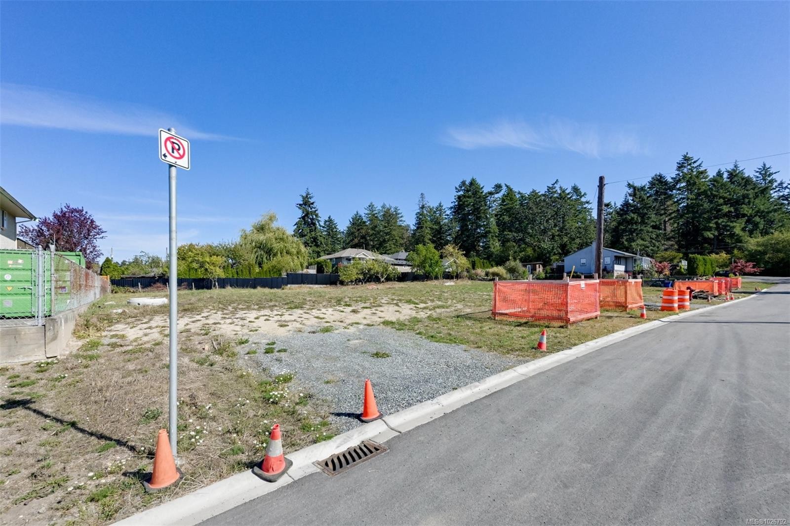 710 Violet Ave, Saanich, BC