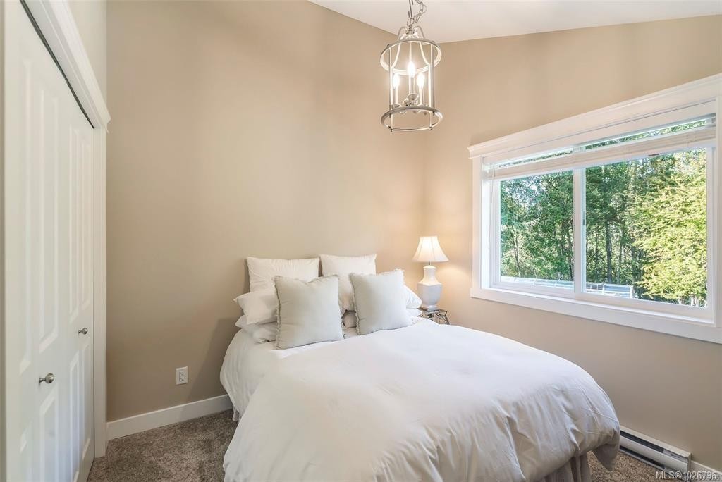 1390 Kurtis Cres, Nanaimo, BC