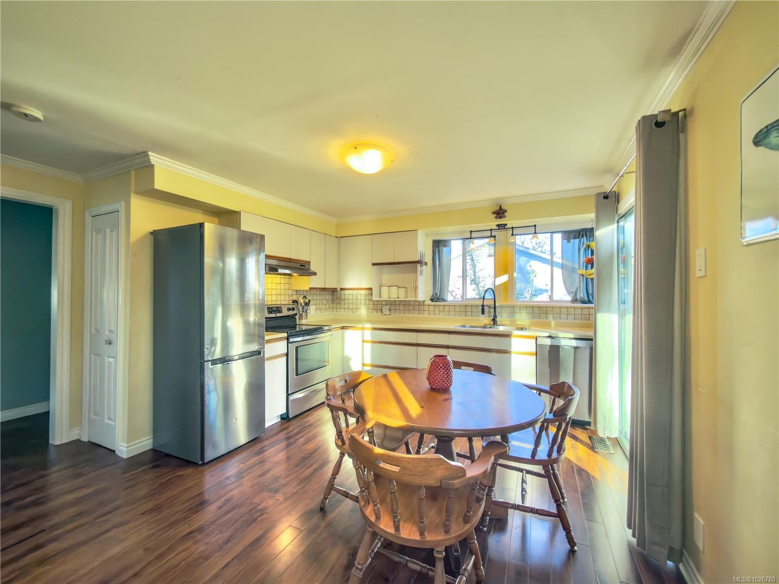 823 Chelsea St, Nanaimo, BC