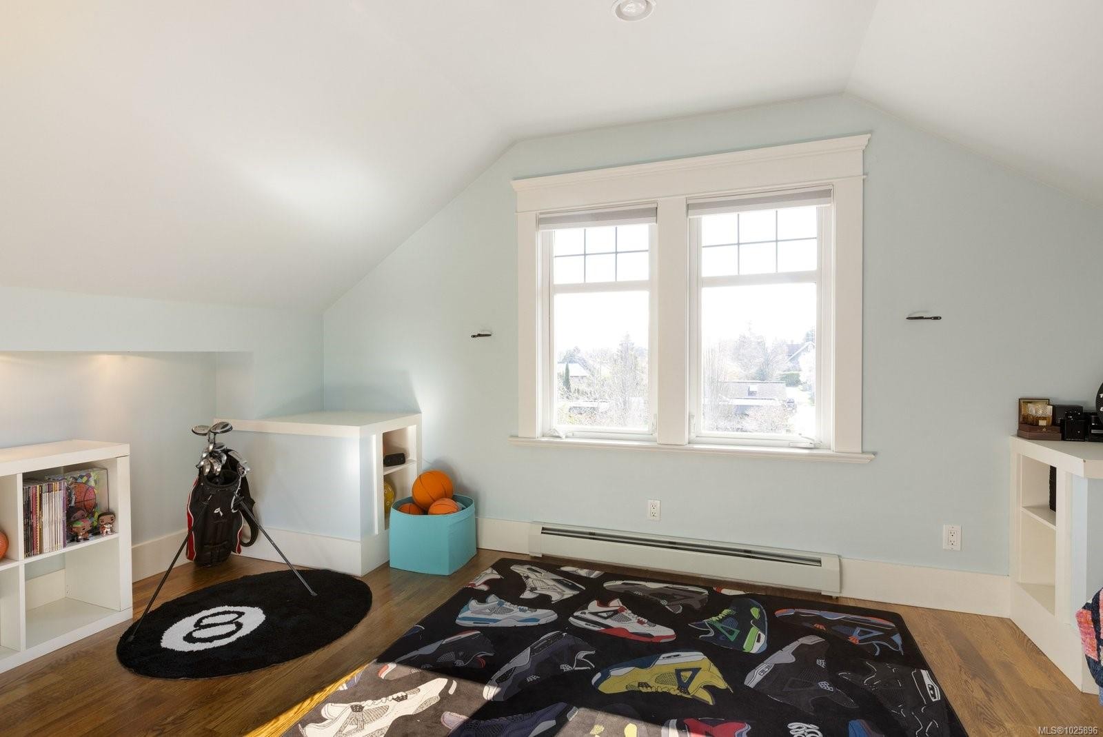 2231 Windsor Rd, Oak Bay, BC