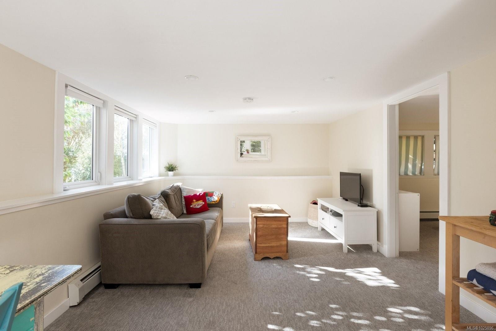 2231 Windsor Rd, Oak Bay, BC