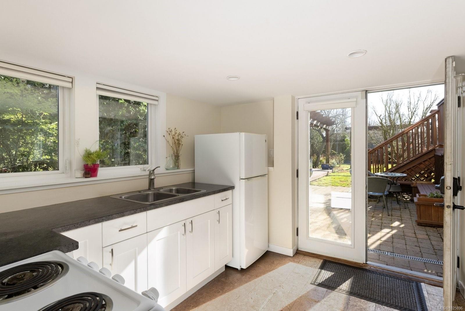 2231 Windsor Rd, Oak Bay, BC