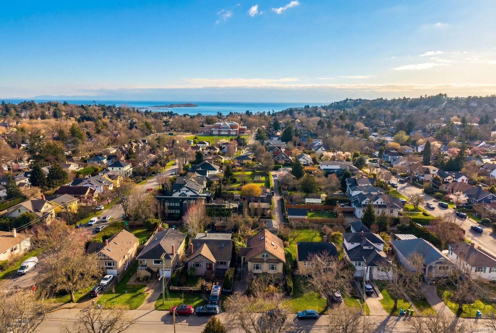 2231 Windsor Rd, Oak Bay, BC