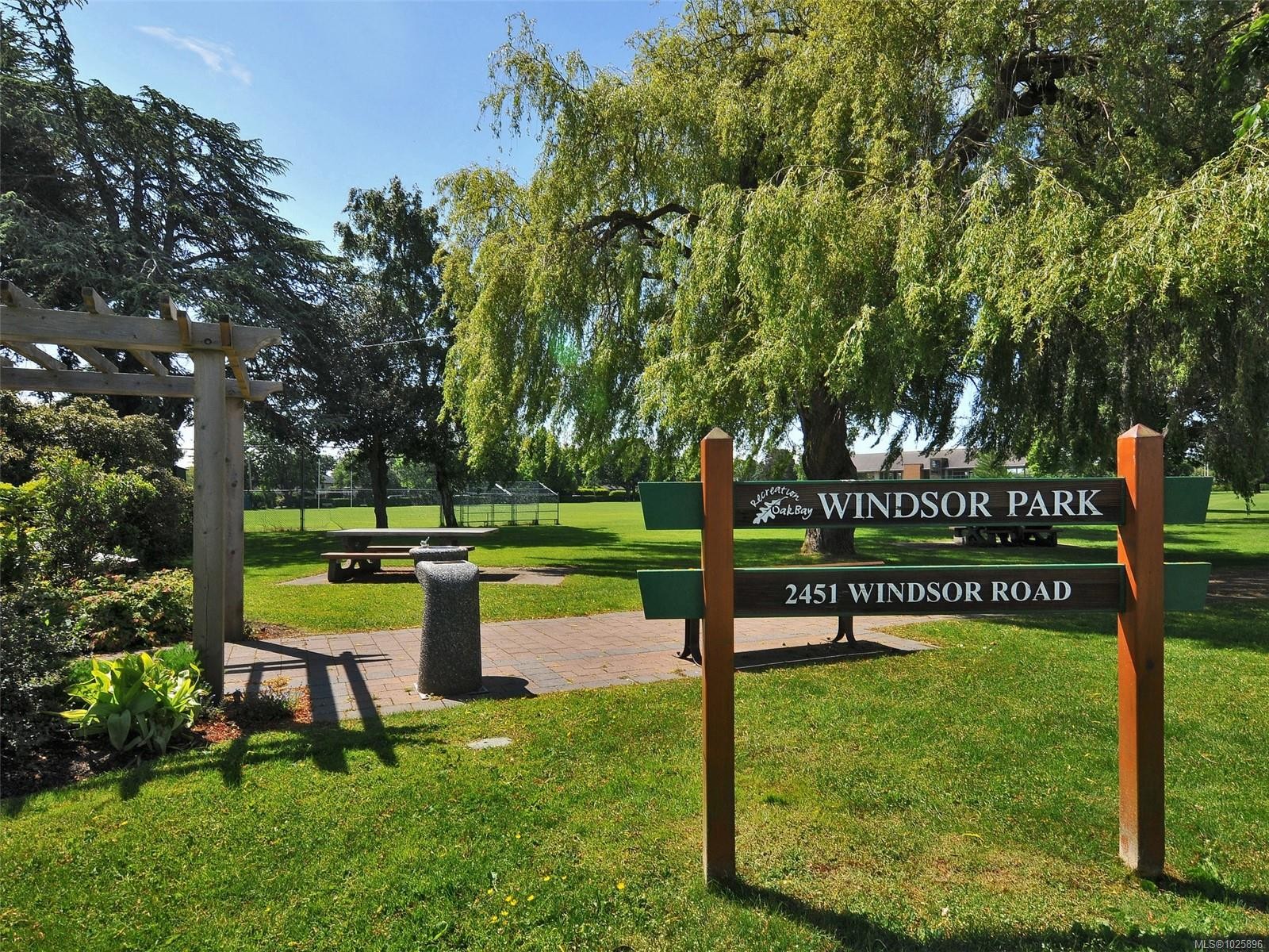 2231 Windsor Rd, Oak Bay, BC