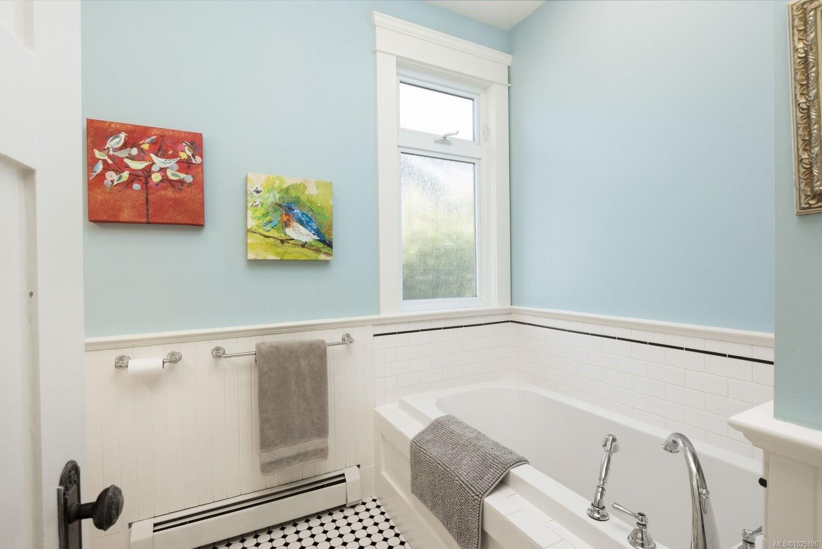 2231 Windsor Rd, Oak Bay, BC