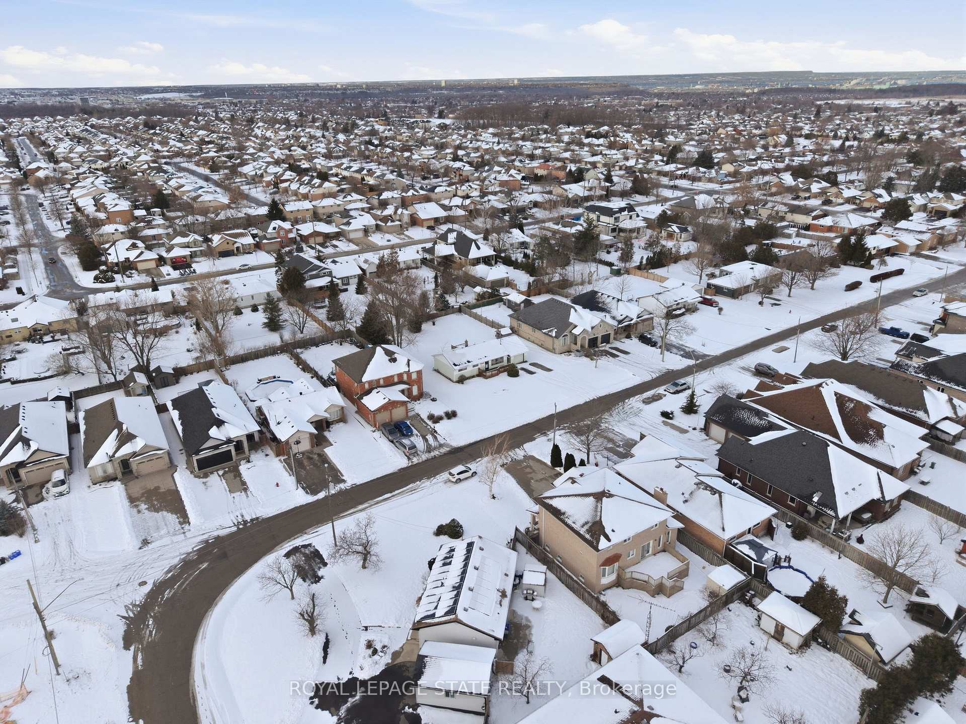 29 Leckie Avenue, Hamilton, ON - Outdoor With View