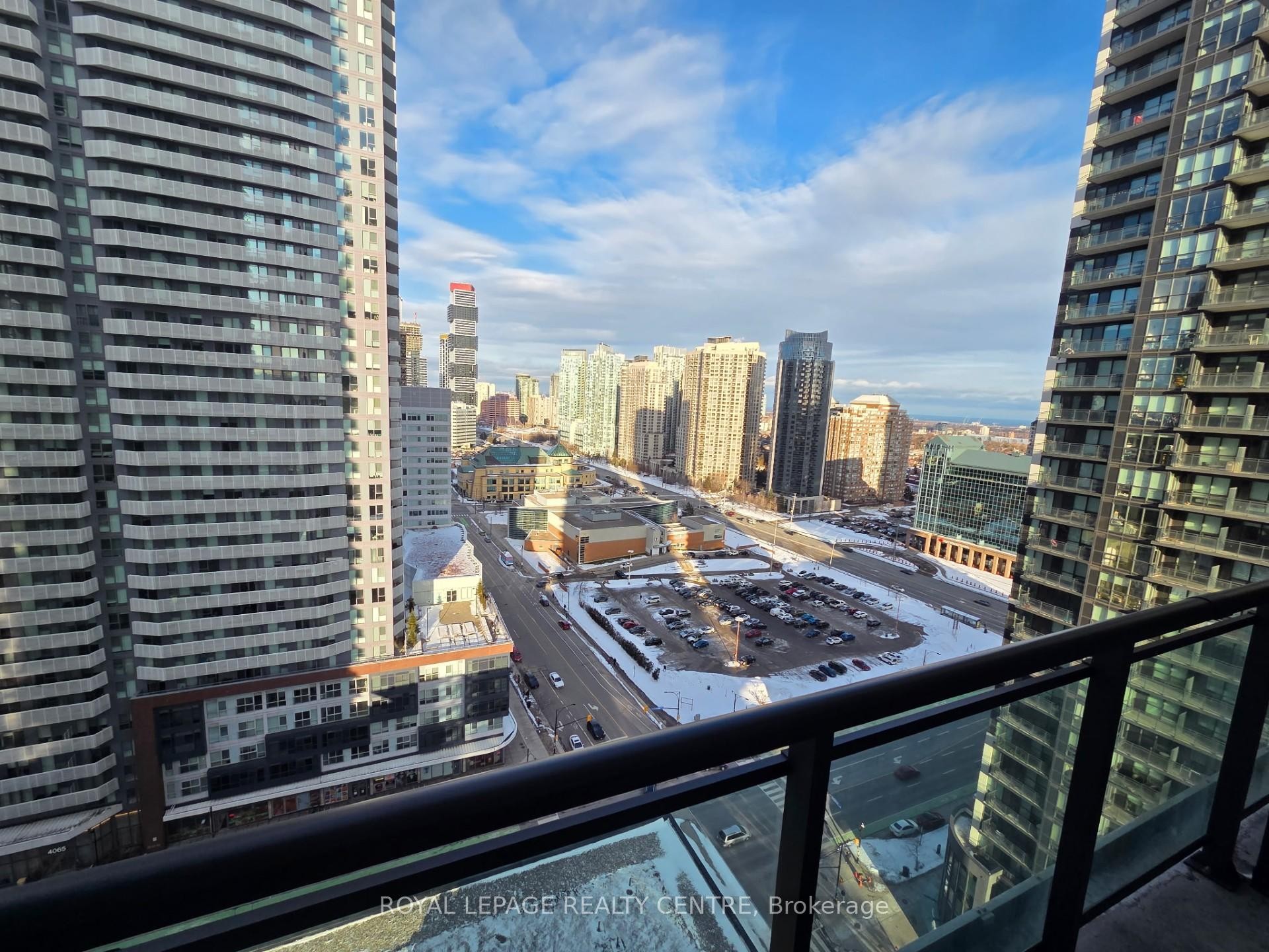 2008-4065 Brickstone Mews Road, Mississauga, ON - Outdoor With View