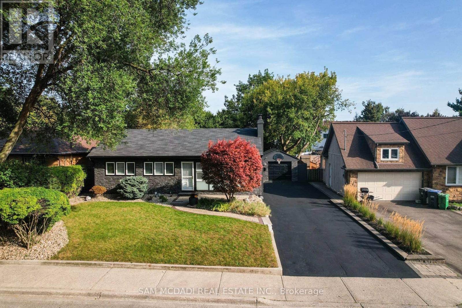 1140 Halliday Avenue, Mississauga, ON - Outdoor