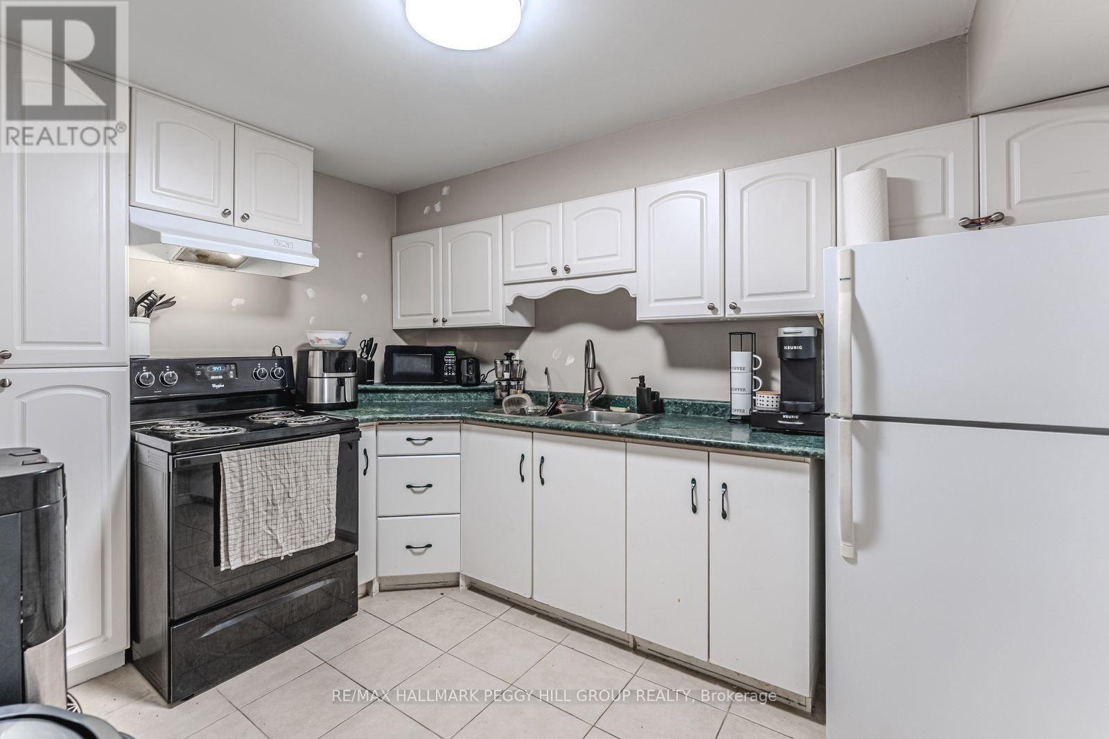 69 Fox Run, Barrie, ON - Indoor