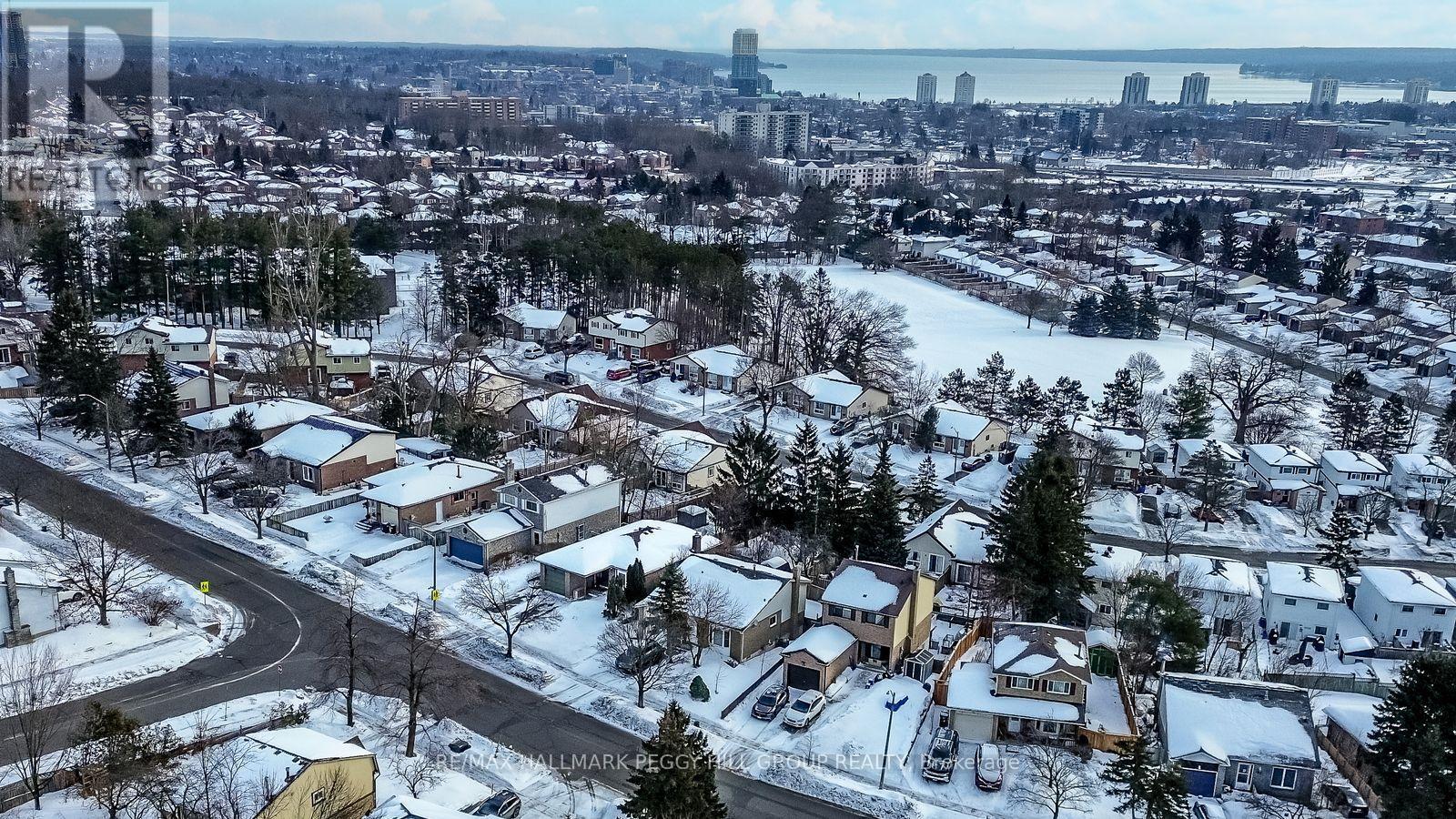 69 Fox Run, Barrie, ON - Outdoor With View