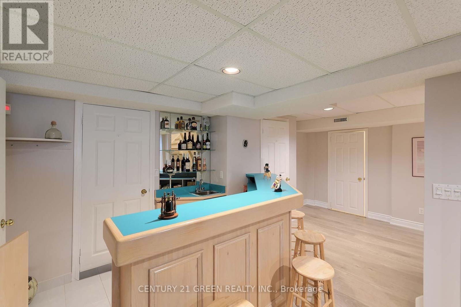 418 Chieftan Circle, Mississauga, ON - Indoor Photo Showing Other Room